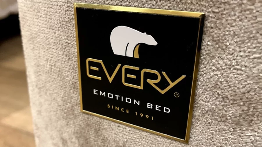 Hliníkový nalepovací štítek pro Every