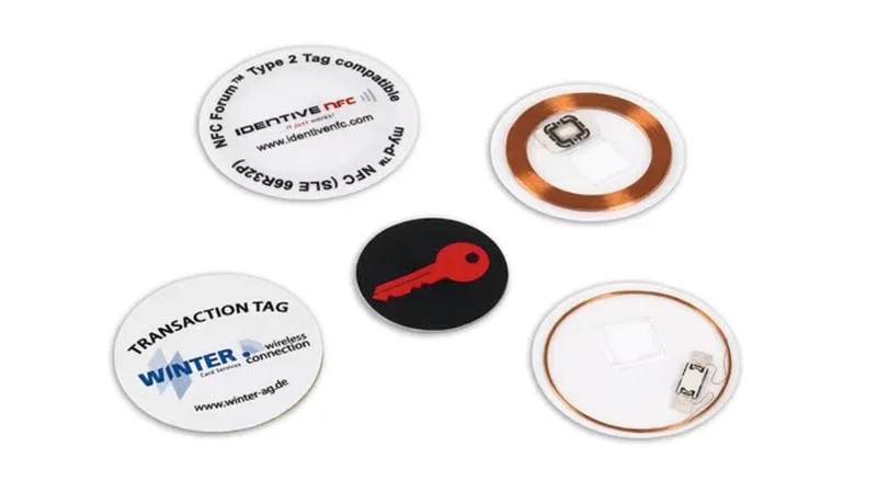 integrace NFC/RFID transpondéru