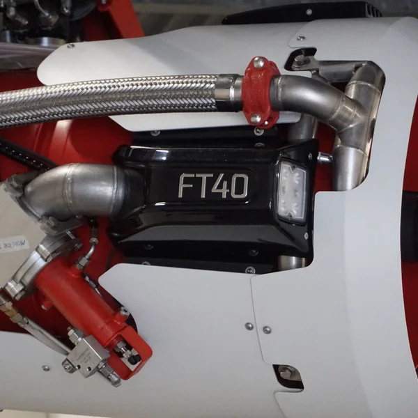 CHROMOTION® FT40 3D-Modellbezeichnung appliziert auf einer industriellen Wassernebelturbine