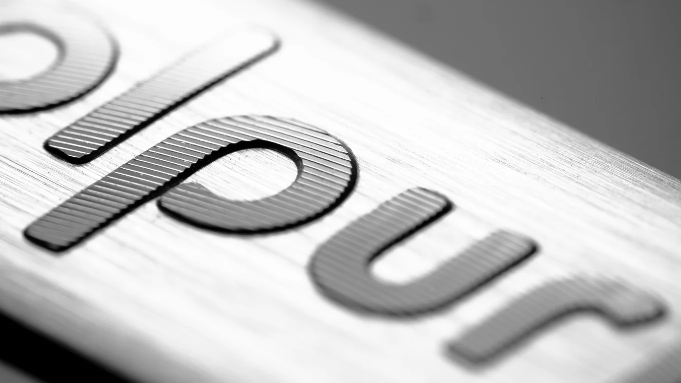 Solpuri: Aluminium 3D Emblem