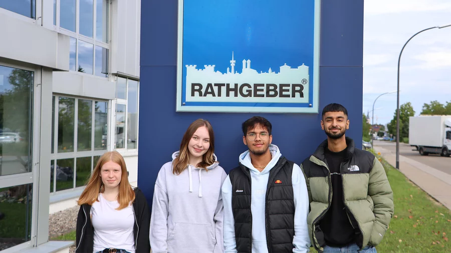 RATHGEBER begrüßt fünf neue Auszubildende