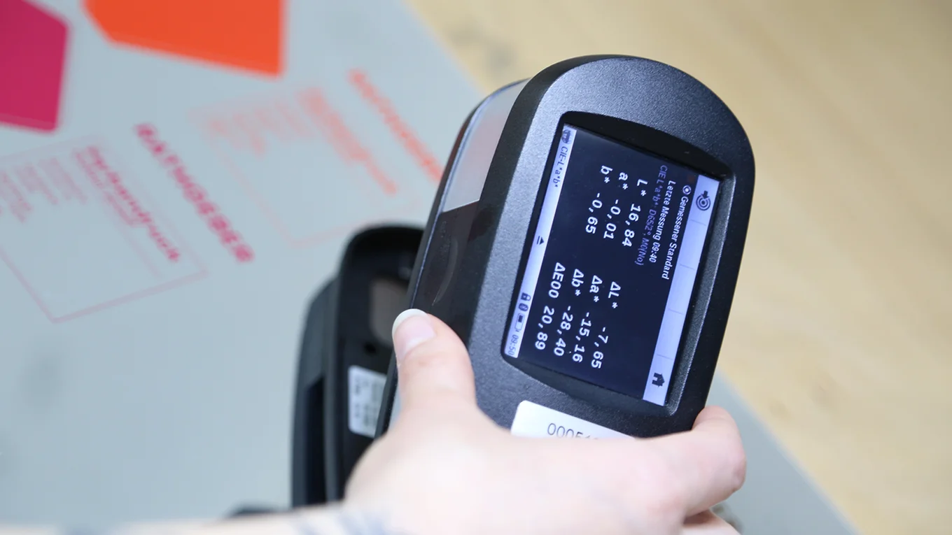 Farbbestimmung durch perfekte Farbgenauigkeit